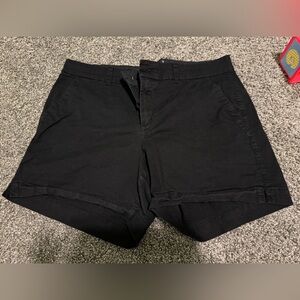 Old Navy Everyday Short